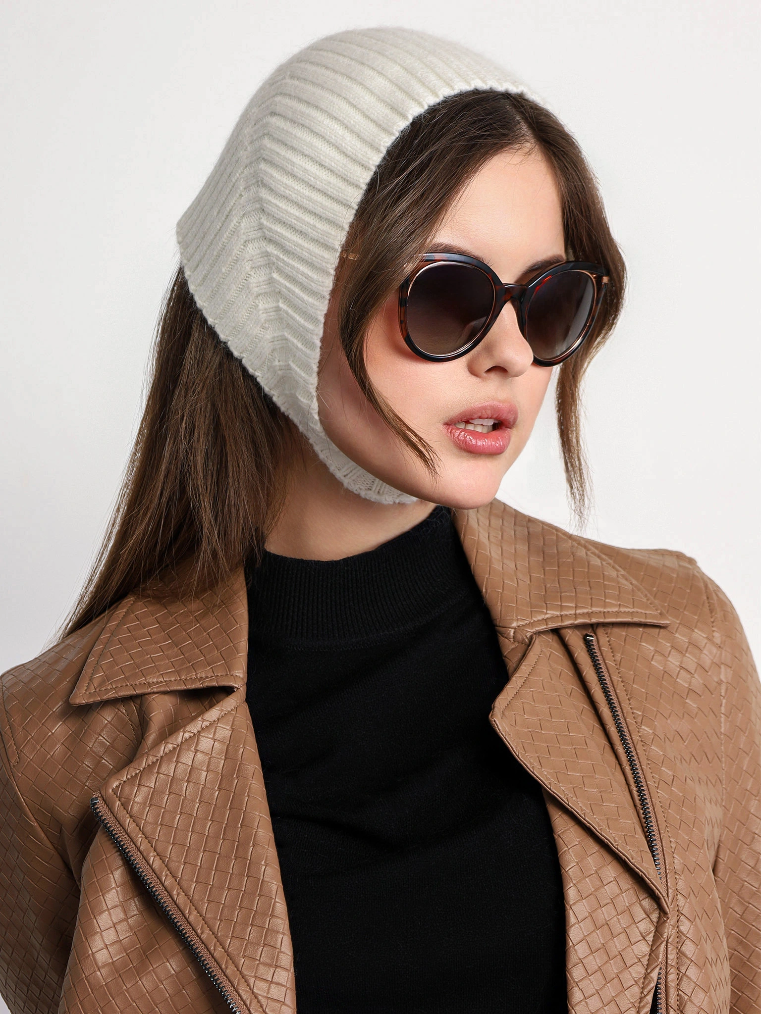 Шапка-чепчик на кнопке в ассортименте